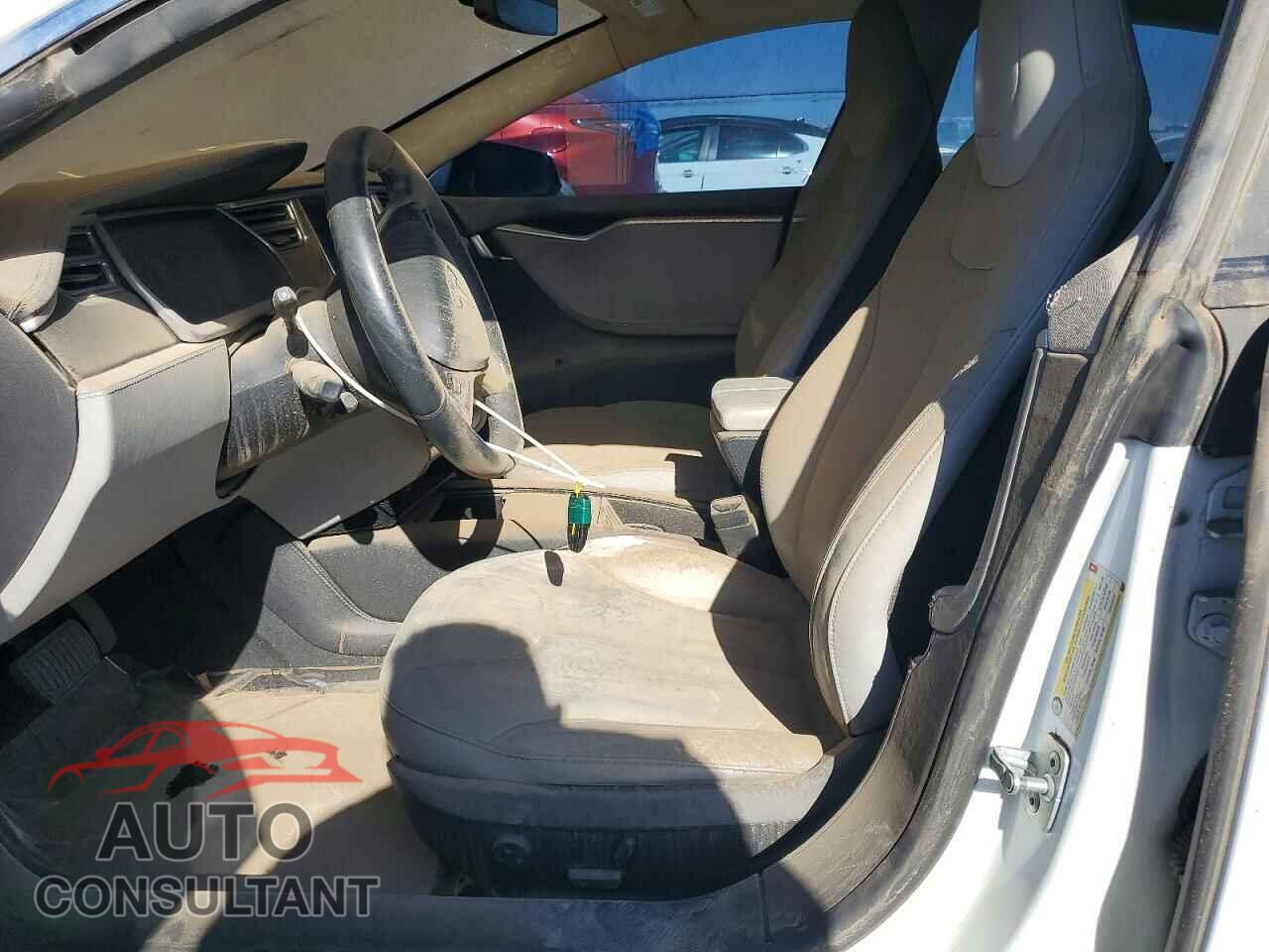 TESLA MODEL S 2013 - 5YJSA1AG9DFP04809