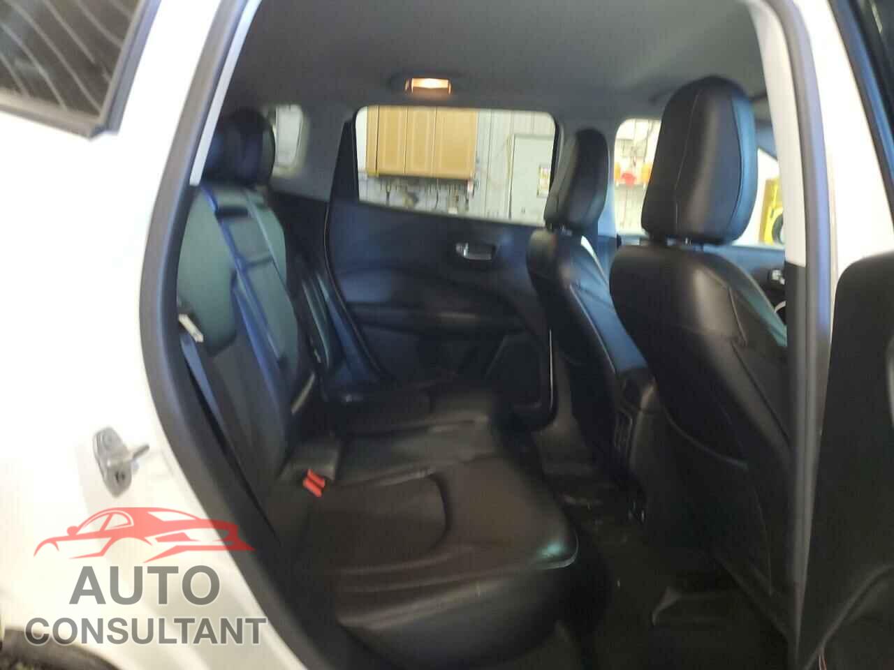 JEEP COMPASS 2017 - 3C4NJDBB2HT629217