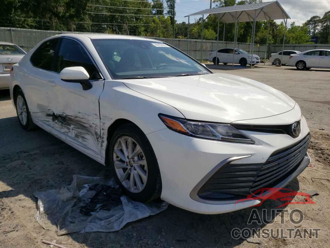 TOYOTA CAMRY 2022 - 4T1C11AK9NU004480