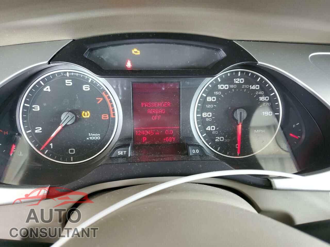 AUDI A4 2012 - WAUAFAFL2CN008325