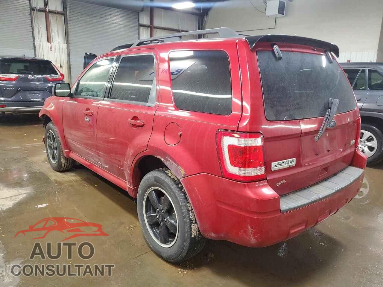 FORD ESCAPE 2010 - 1FMCU9DG7AKA99981