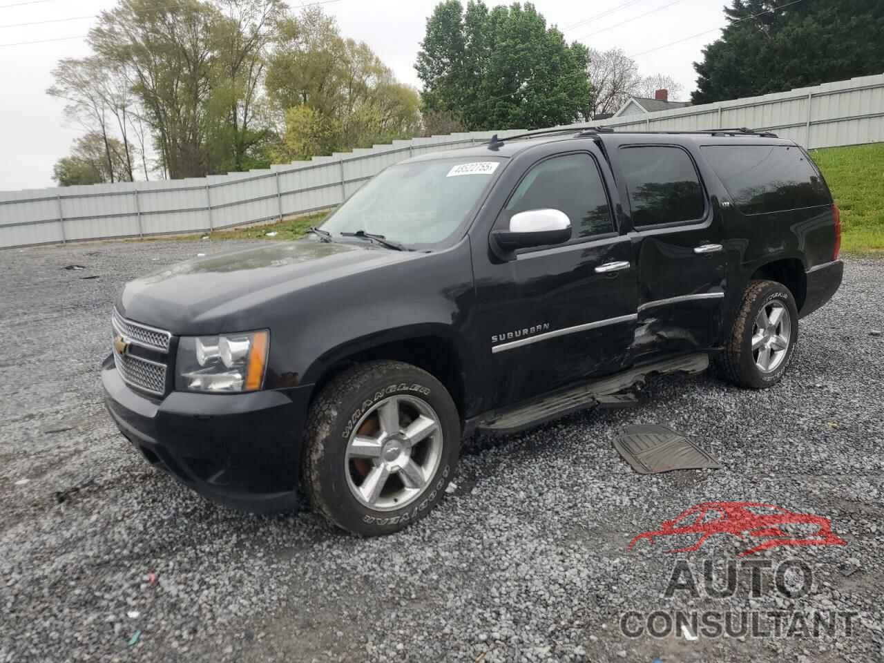CHEVROLET SUBURBAN 2013 - 1GNSKKE70DR364870