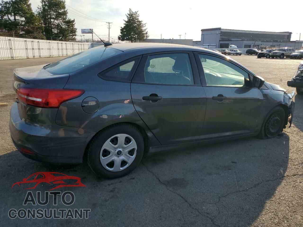 FORD FOCUS 2017 - 1FADP3E27HL339055