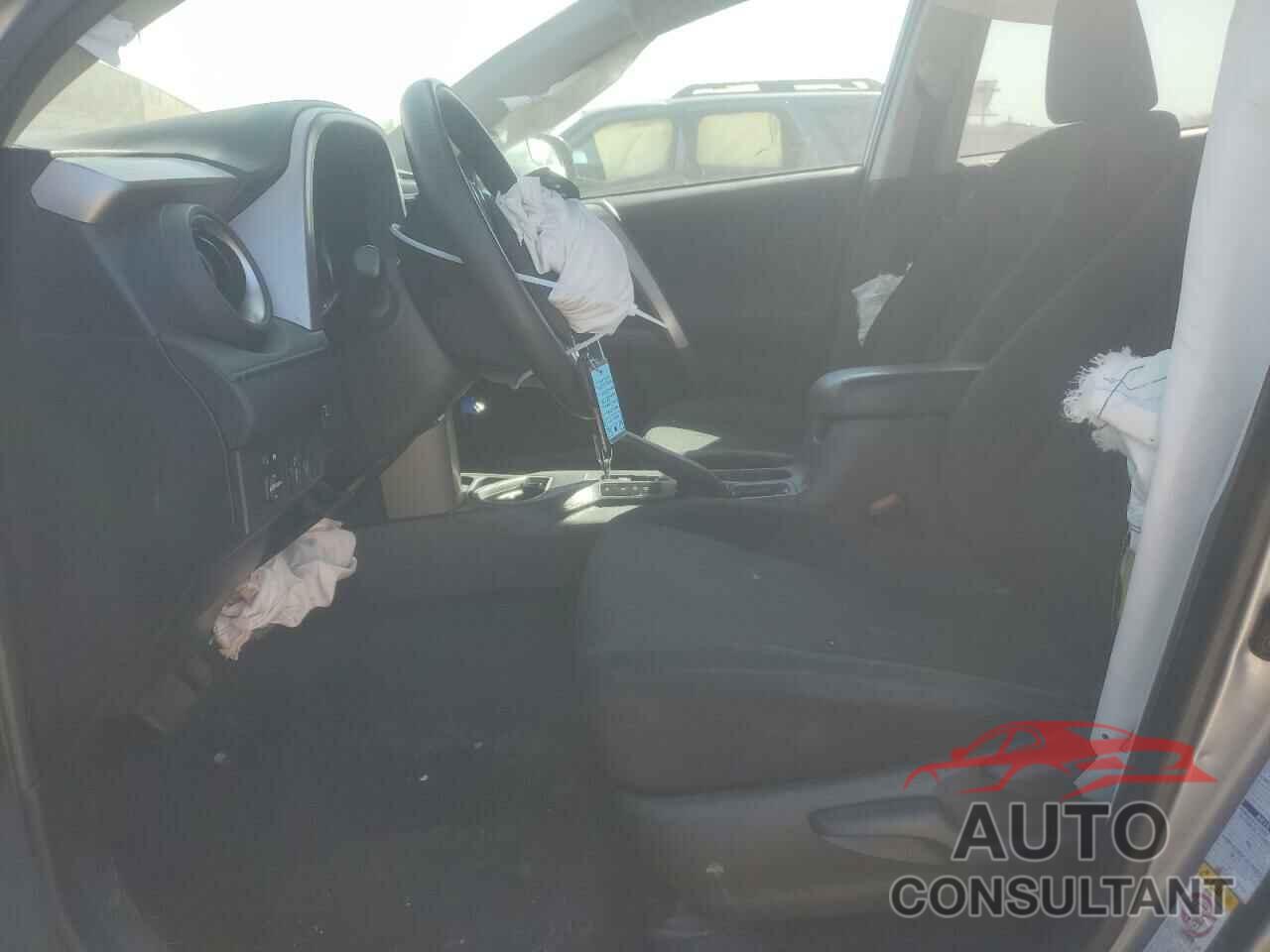TOYOTA RAV4 2018 - 2T3BFREV8JW810151