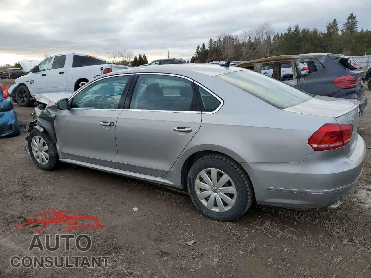 VOLKSWAGEN PASSAT 2013 - 1VWCH7A36DC118918