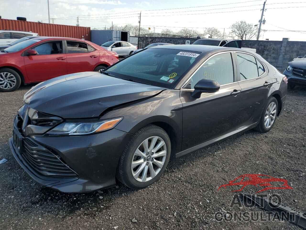 TOYOTA CAMRY 2018 - 4T1B11HK1JU011743