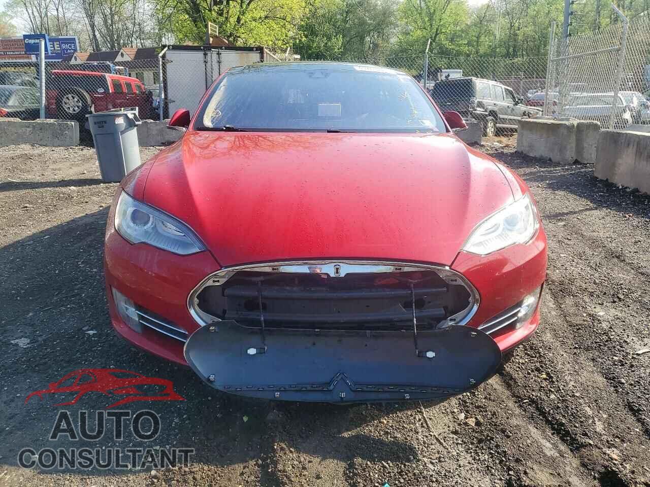 TESLA MODEL S 2015 - 5YJSA4H13FF082004