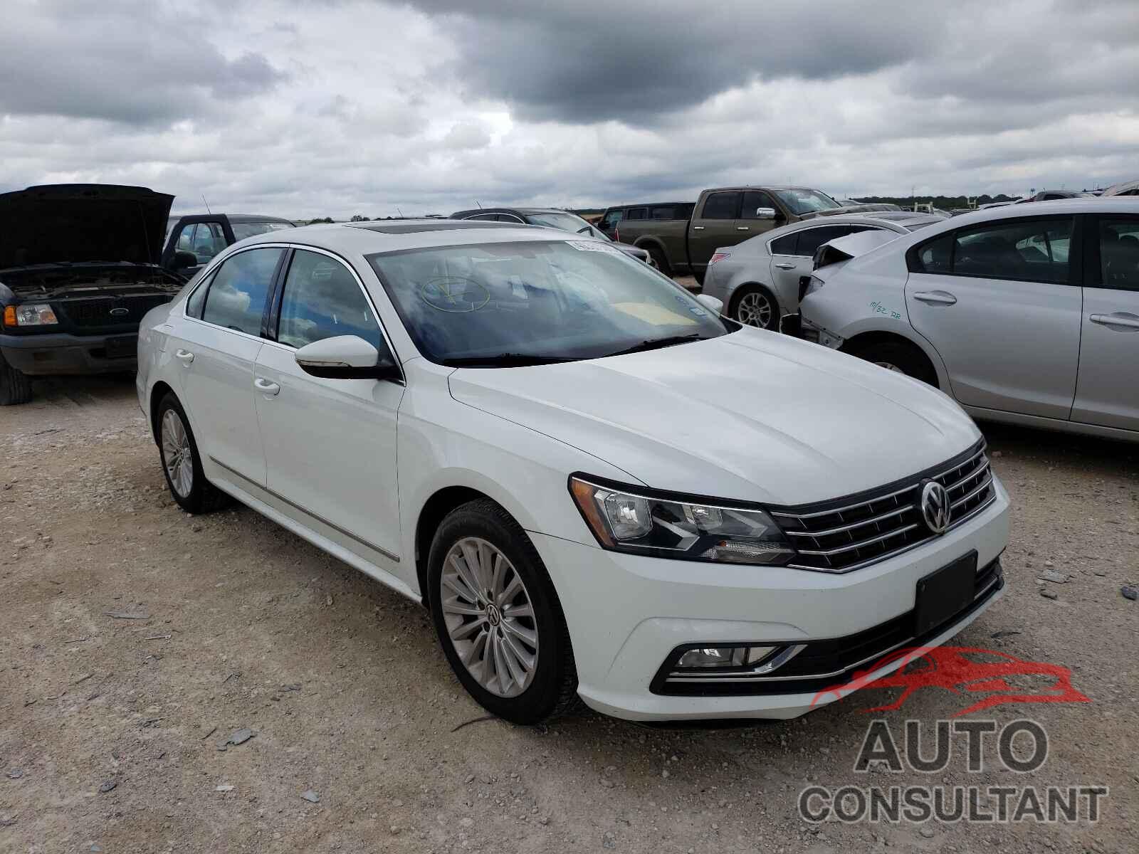 VOLKSWAGEN PASSAT 2016 - 1VWBS7A37GC039159