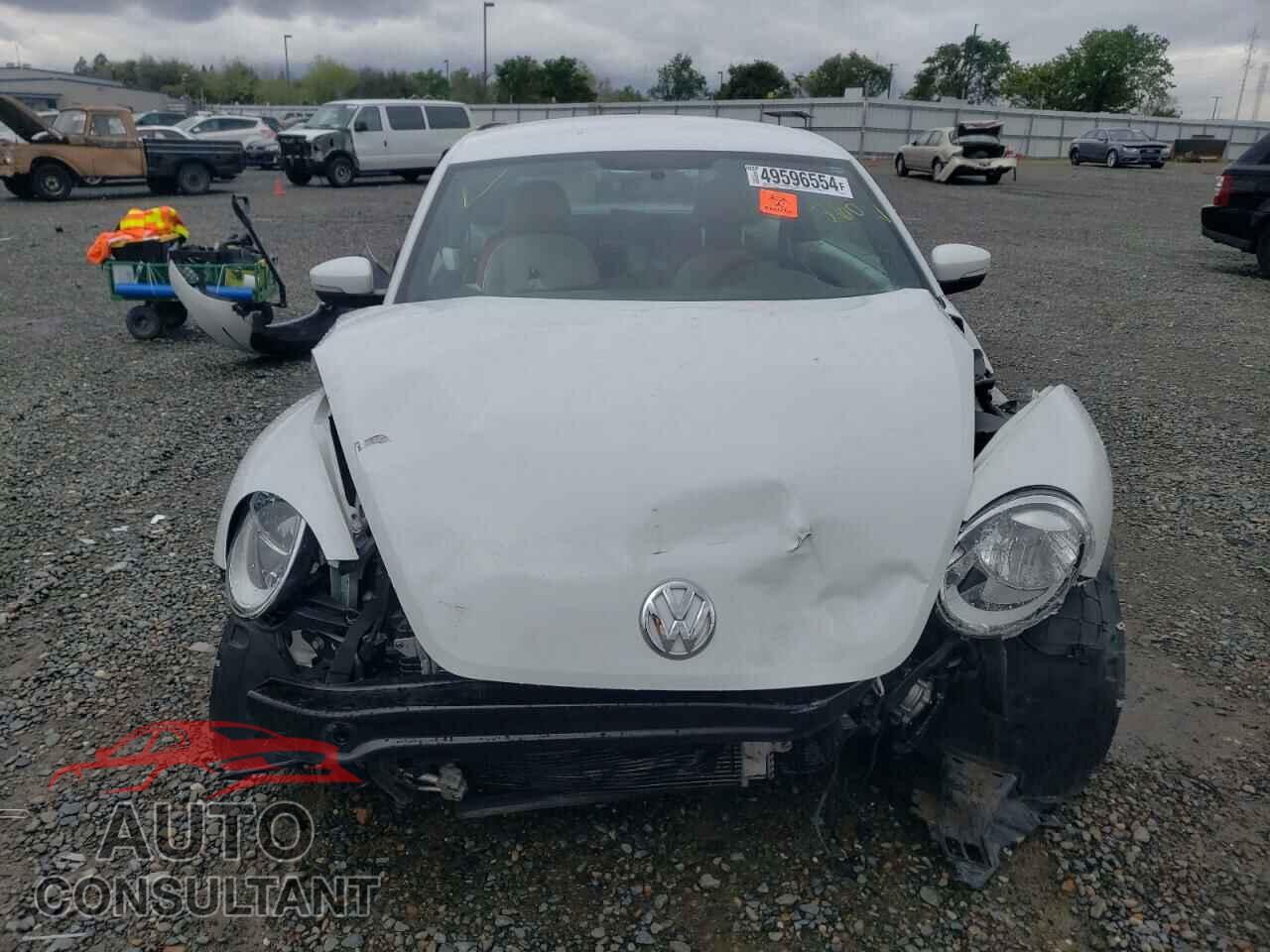 VOLKSWAGEN BEETLE 2017 - 3VWF17AT4HM630733