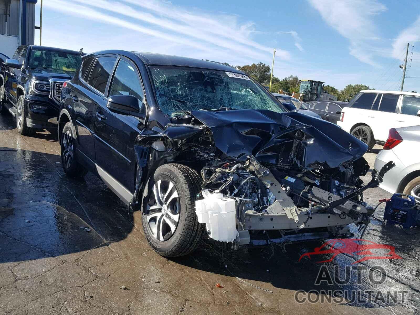 TOYOTA RAV4 LE 2018 - 2T3BFREV7JW773206