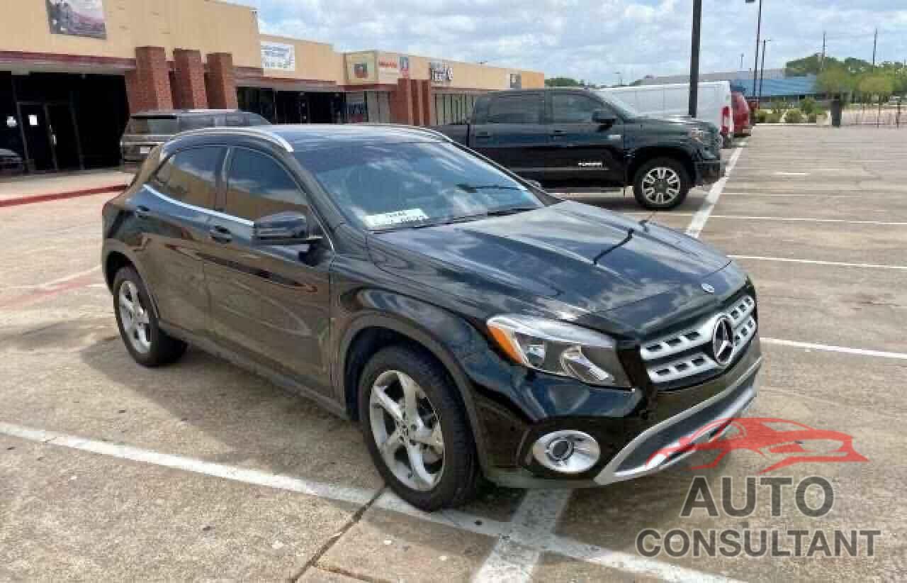 MERCEDES-BENZ GLA-CLASS 2018 - WDCTG4EB4JJ478812