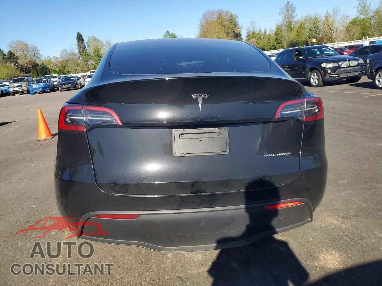 TESLA MODEL Y 2023 - 7SAYGDEE1PF643059
