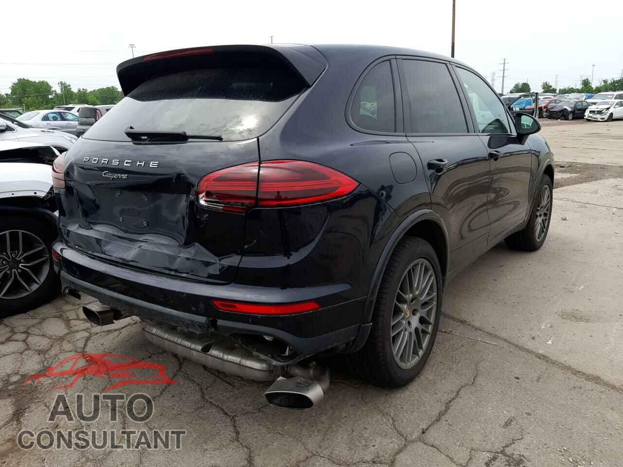 PORSCHE CAYENNE 2017 - WP1AA2A26HKA88807