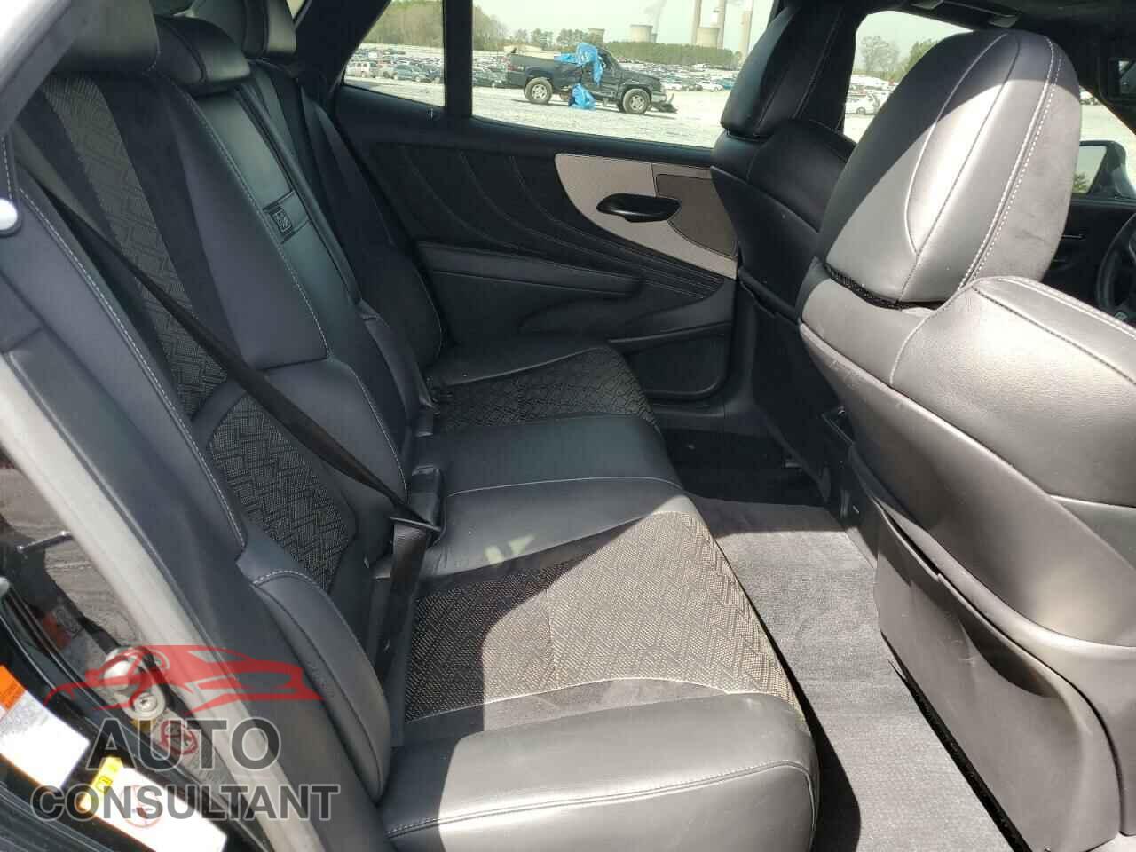 LEXUS LS500 2018 - JTHC51FF4J5004992