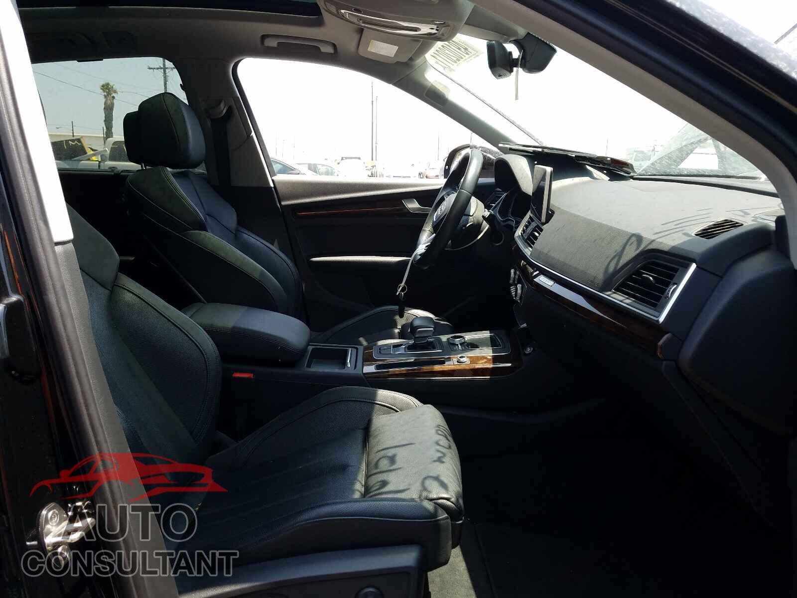AUDI Q5 2018 - WA1BNAFY9J2142831