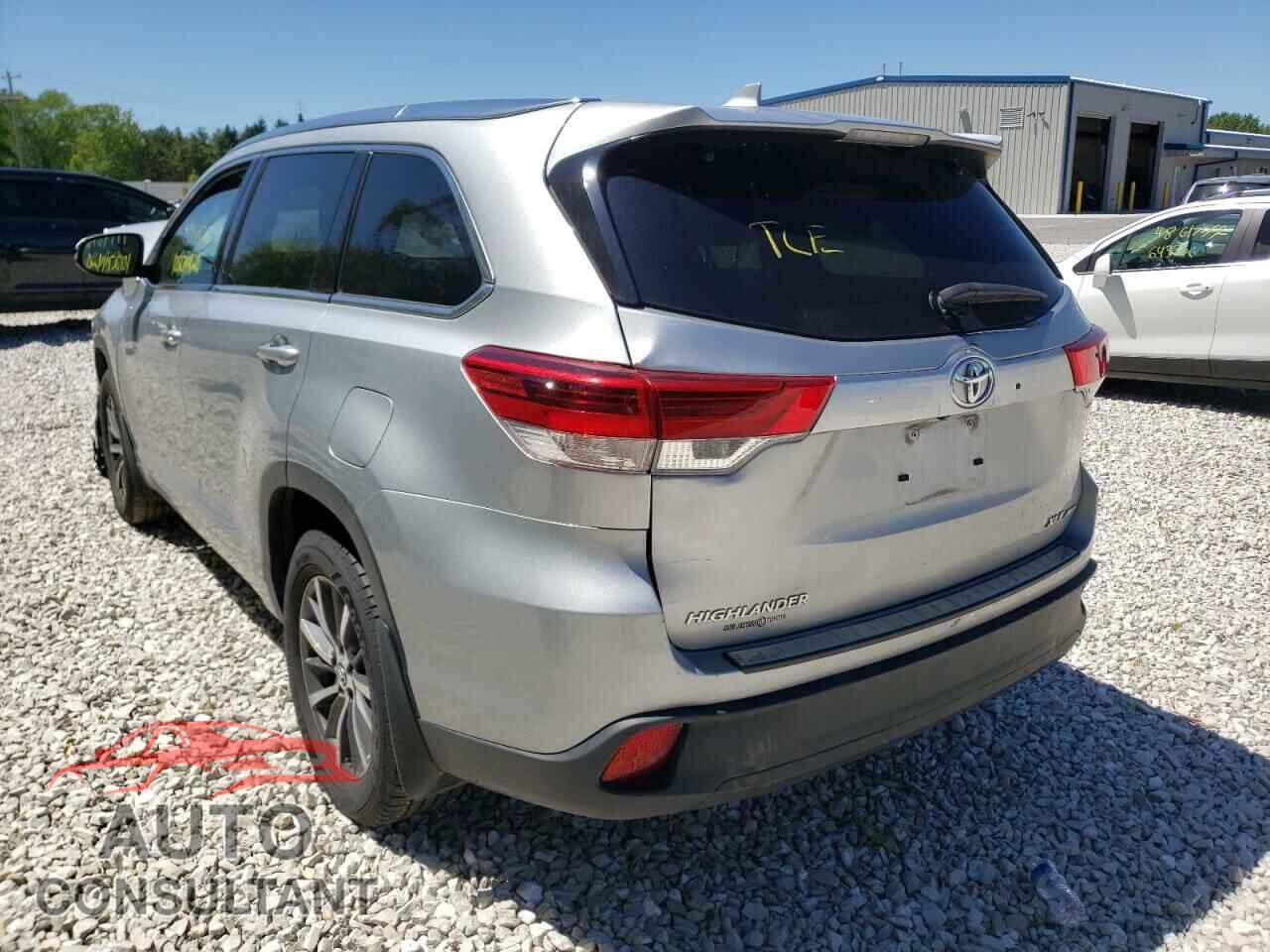 TOYOTA HIGHLANDER 2017 - 5TDJZRFH2HS391530