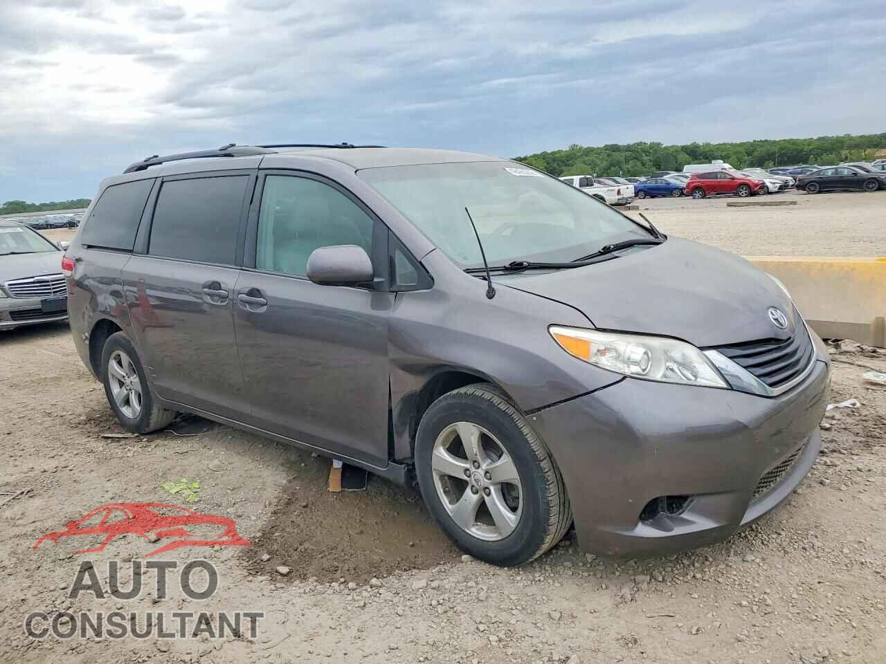 TOYOTA SIENNA 2011 - 5TDKK3DC1BS003045