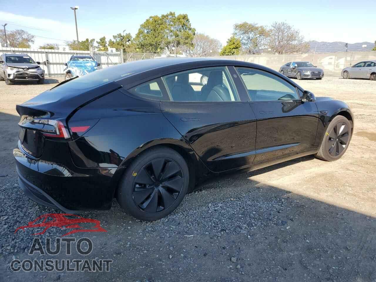 TESLA MODEL 3 2024 - 5YJ3E1EA1RF744369