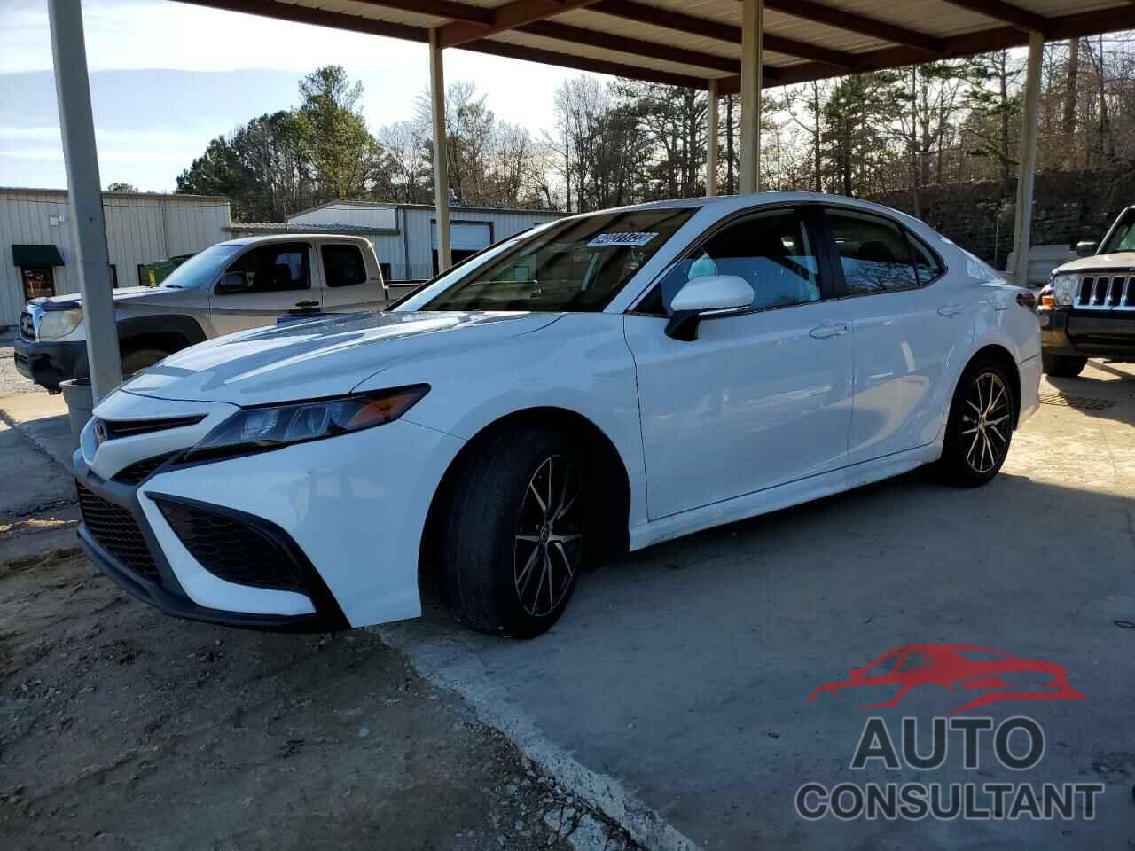 TOYOTA CAMRY 2022 - 4T1G11AK1NU629800