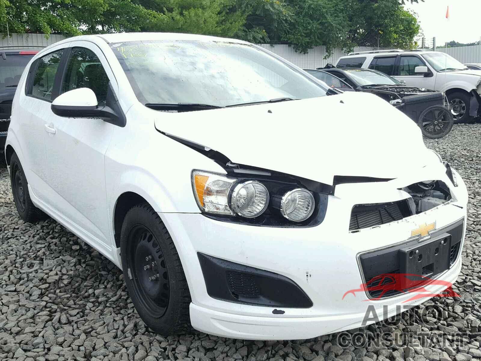 CHEVROLET SONIC 2016 - 1G1JB6SG5G4130752