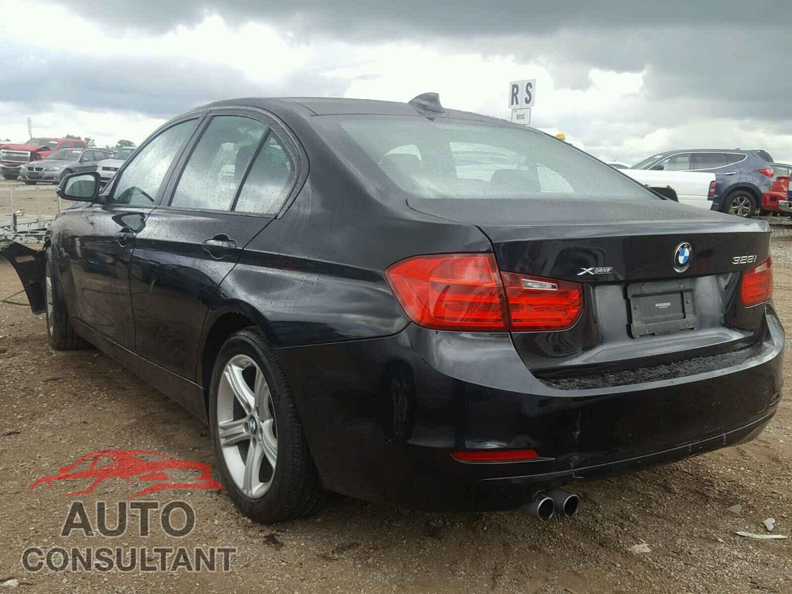 BMW 3 SERIES 2015 - WBA3B3C53FF546746