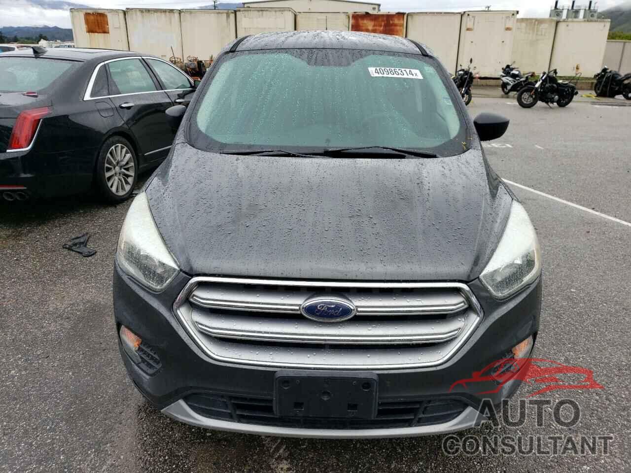 FORD ESCAPE 2017 - 1FMCU0GDXHUA54402