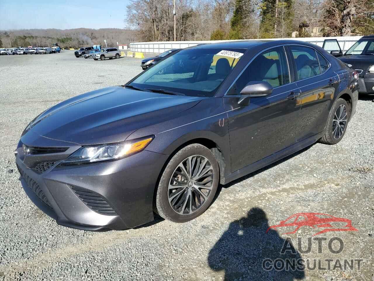 TOYOTA CAMRY 2018 - 4T1B11HK2JU634367