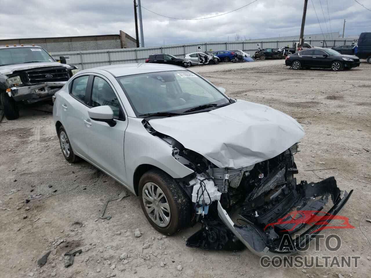 TOYOTA YARIS 2020 - 3MYDLBYV3LY712471