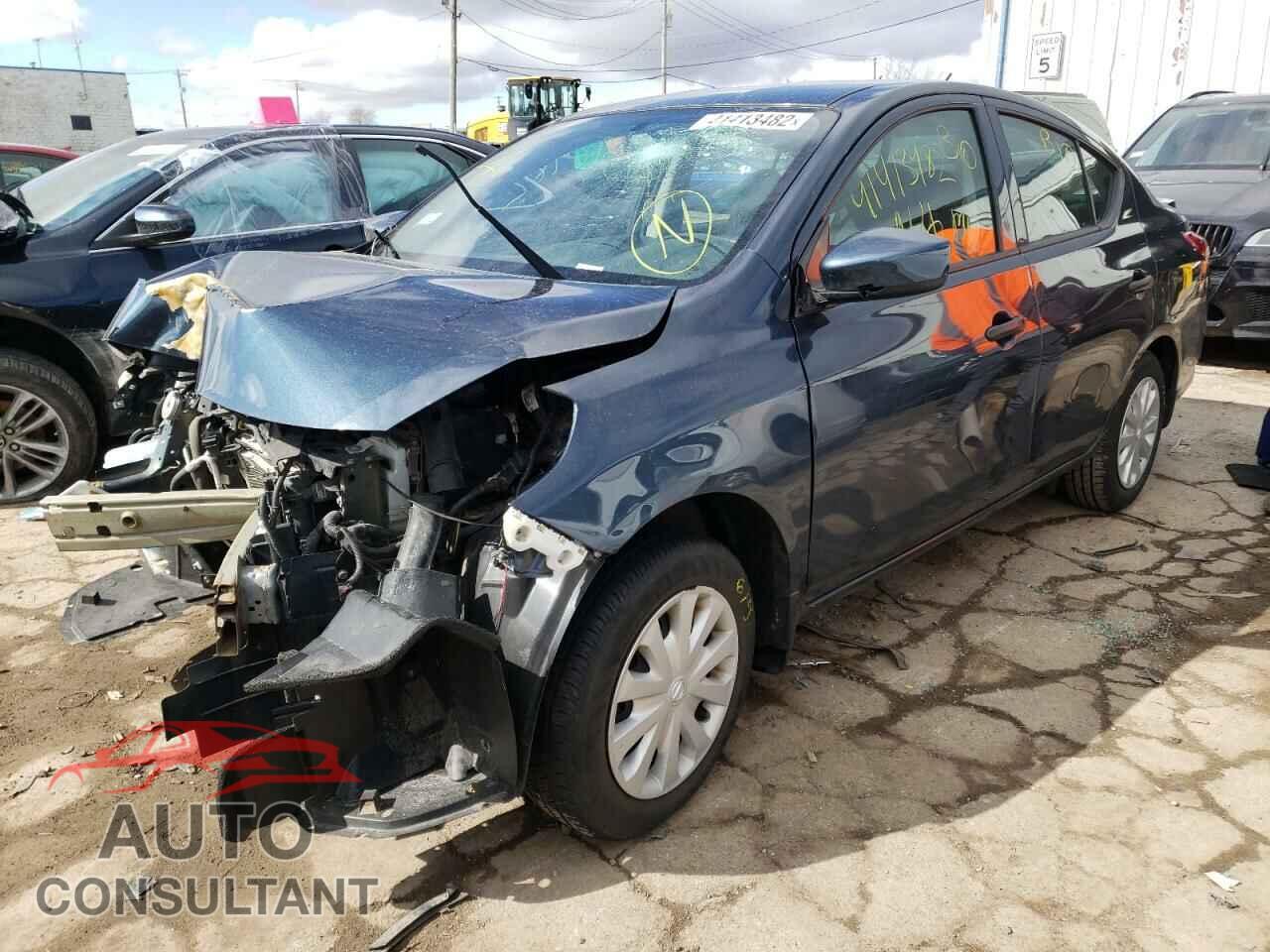 NISSAN VERSA 2017 - 3N1CN7AP8HL829774