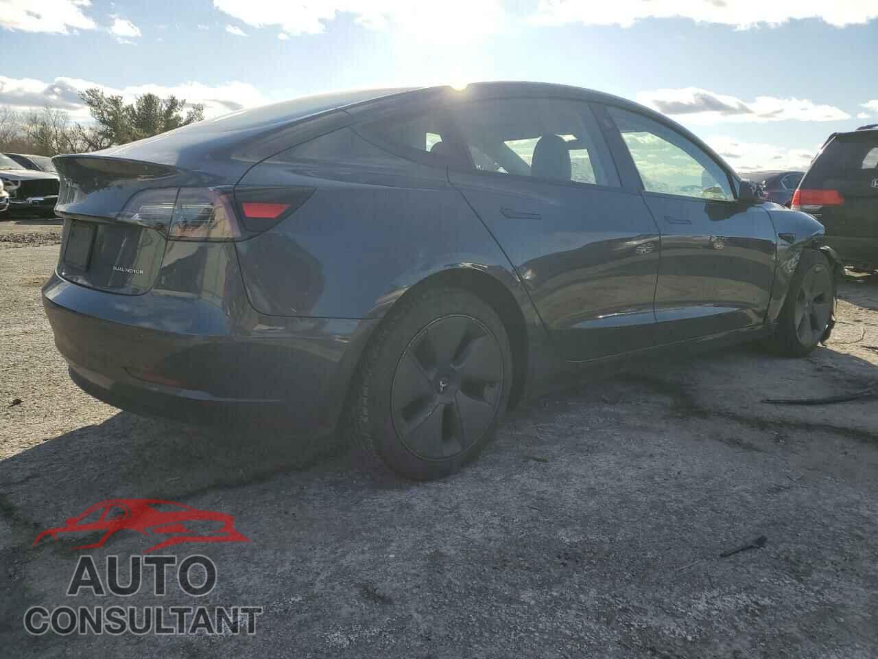 TESLA MODEL 3 2022 - 5YJ3E1EB3NF342159
