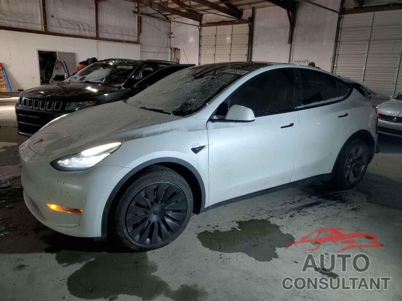 TESLA MODEL Y 2020 - 5YJYGDEEXLF027562