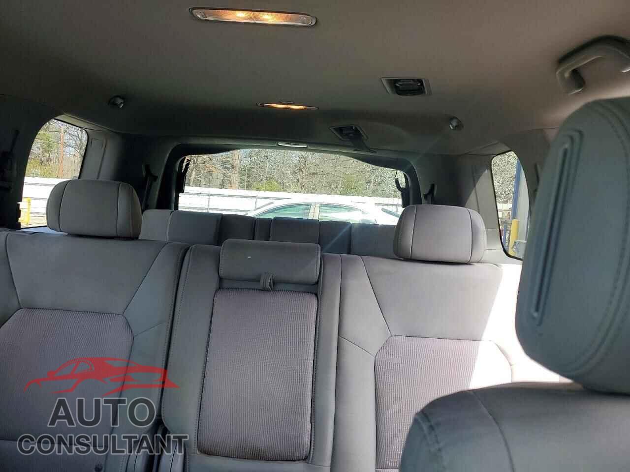 HONDA PILOT 2011 - 5FNYF3H46BB039691
