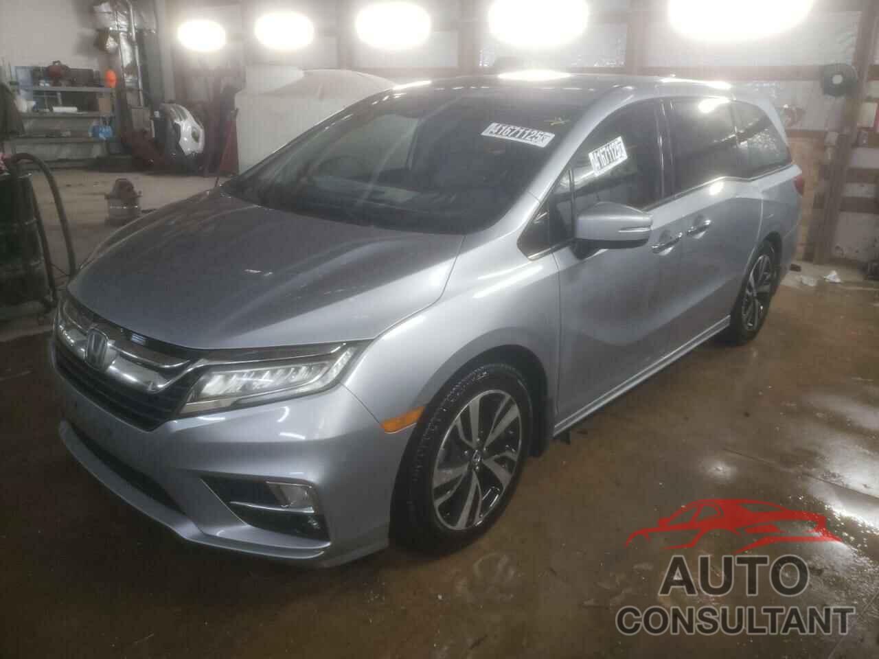 HONDA ODYSSEY 2018 - 5FNRL6H98JB057618