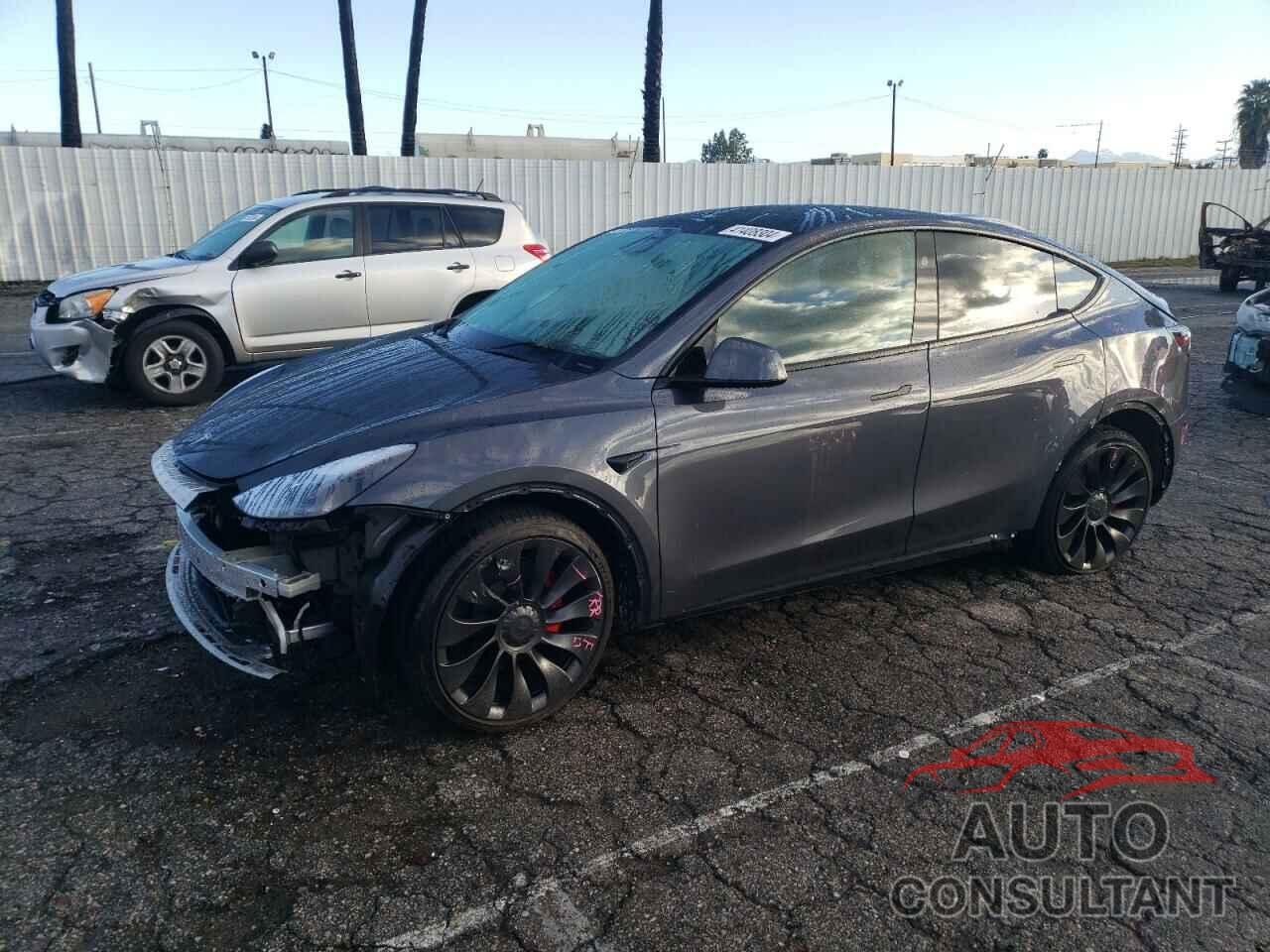 TESLA MODEL Y 2023 - 7SAYGDEF3PF823555