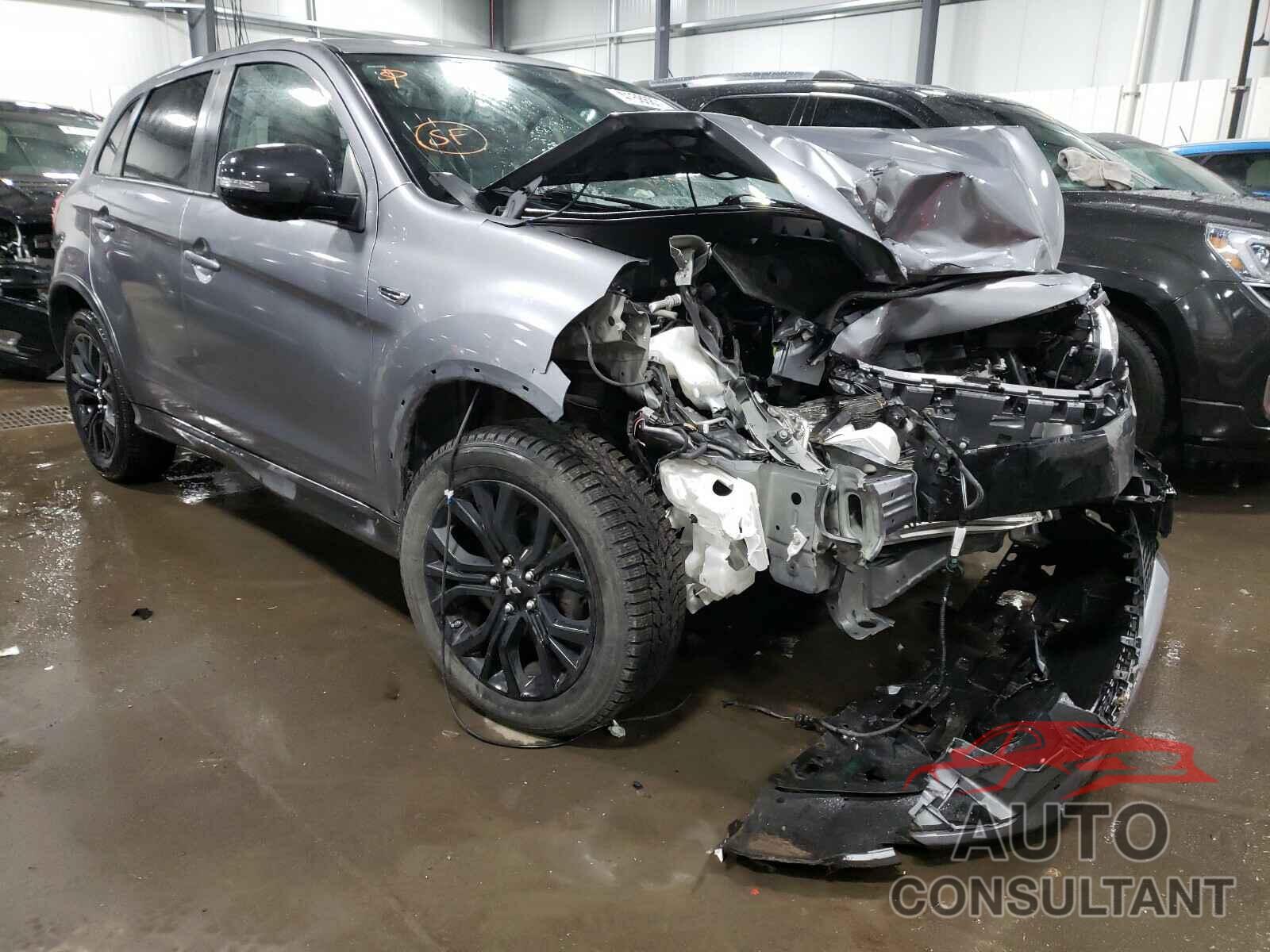 MITSUBISHI OUTLANDER 2018 - JA4AP3AU7JU008877