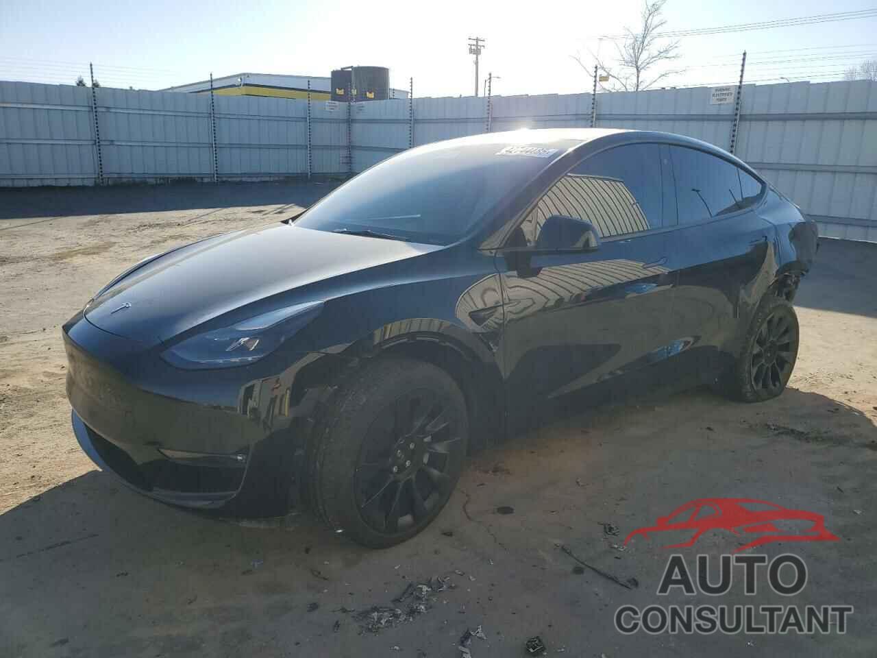 TESLA MODEL Y 2023 - 7SAYGDEE8PF625318