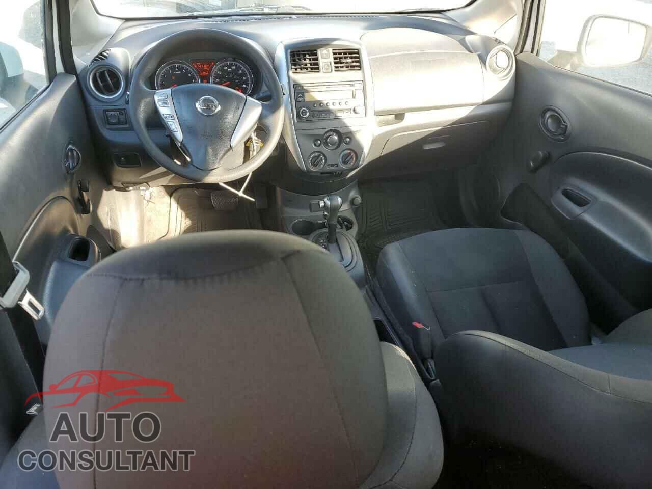 NISSAN VERSA 2017 - 3N1CE2CP2HL376414