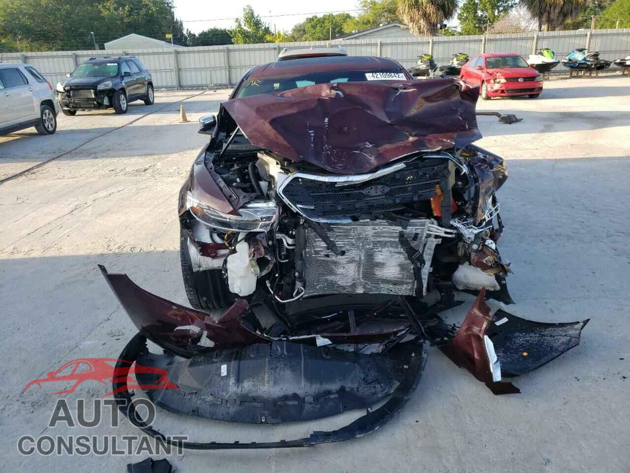 FORD TAURUS 2018 - 1FAHP2F88JG116827