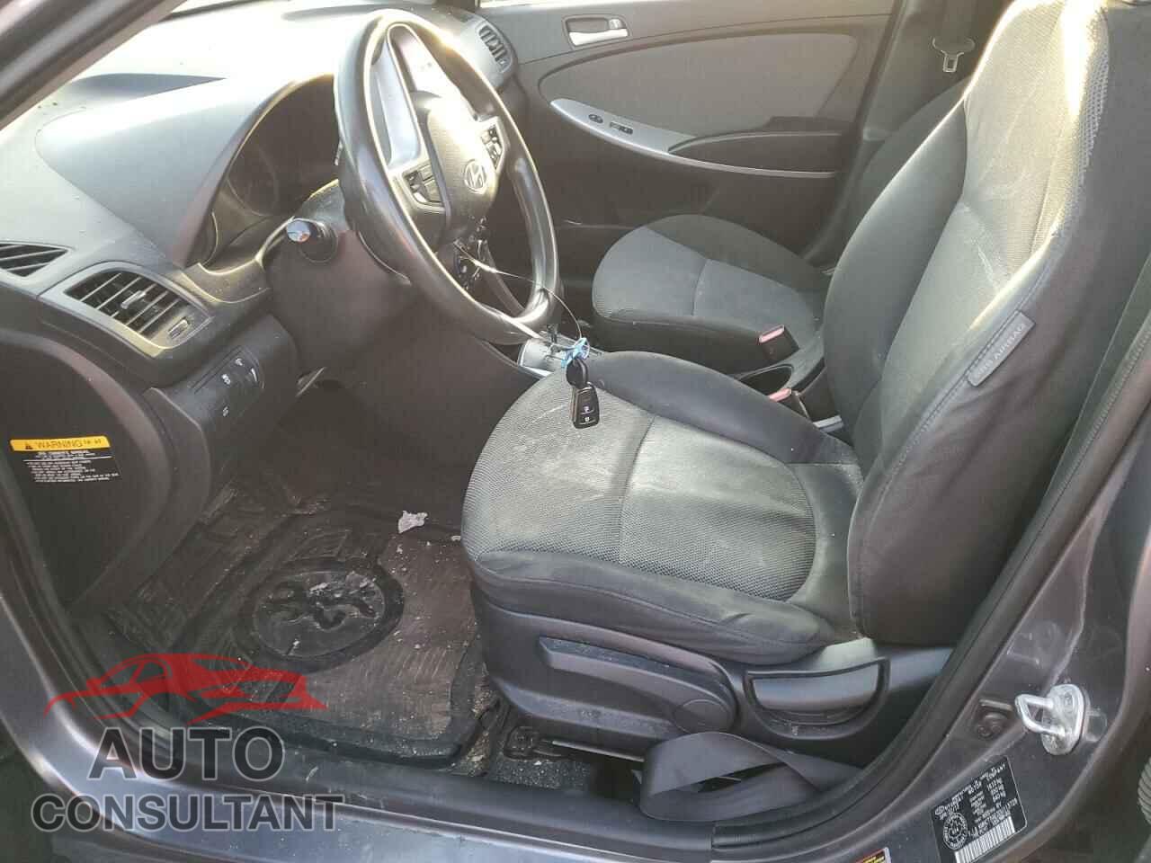 HYUNDAI ACCENT 2013 - KMHCT5AE2DU113728
