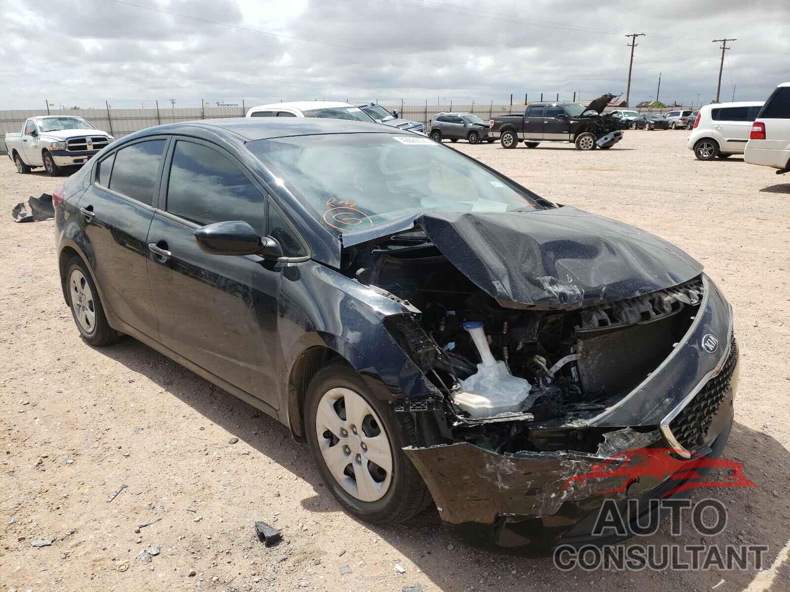 KIA FORTE 2018 - 3KPFK4A79JE243001
