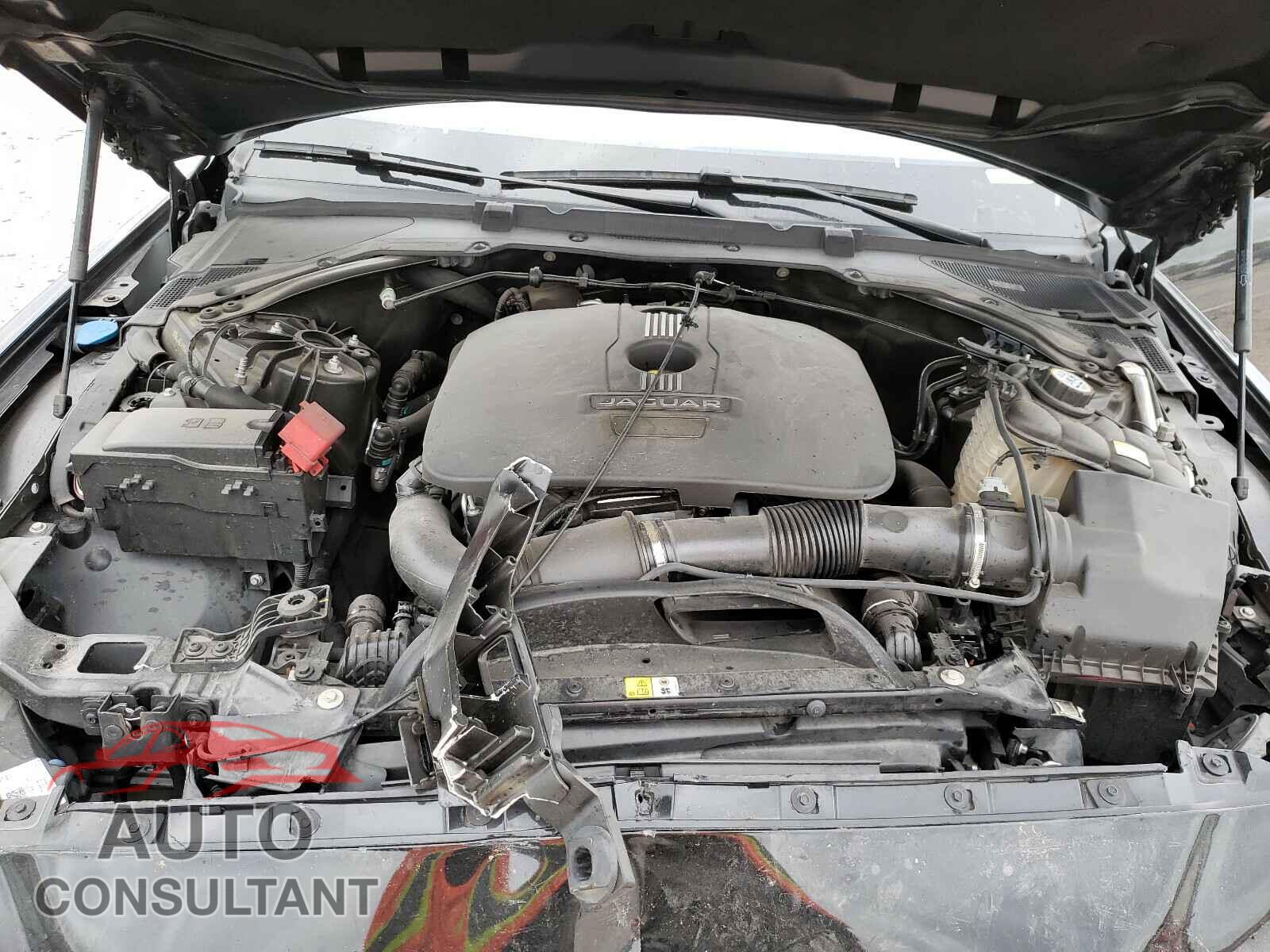 JAGUAR XE 2017 - SAJAR4BG4HA973336