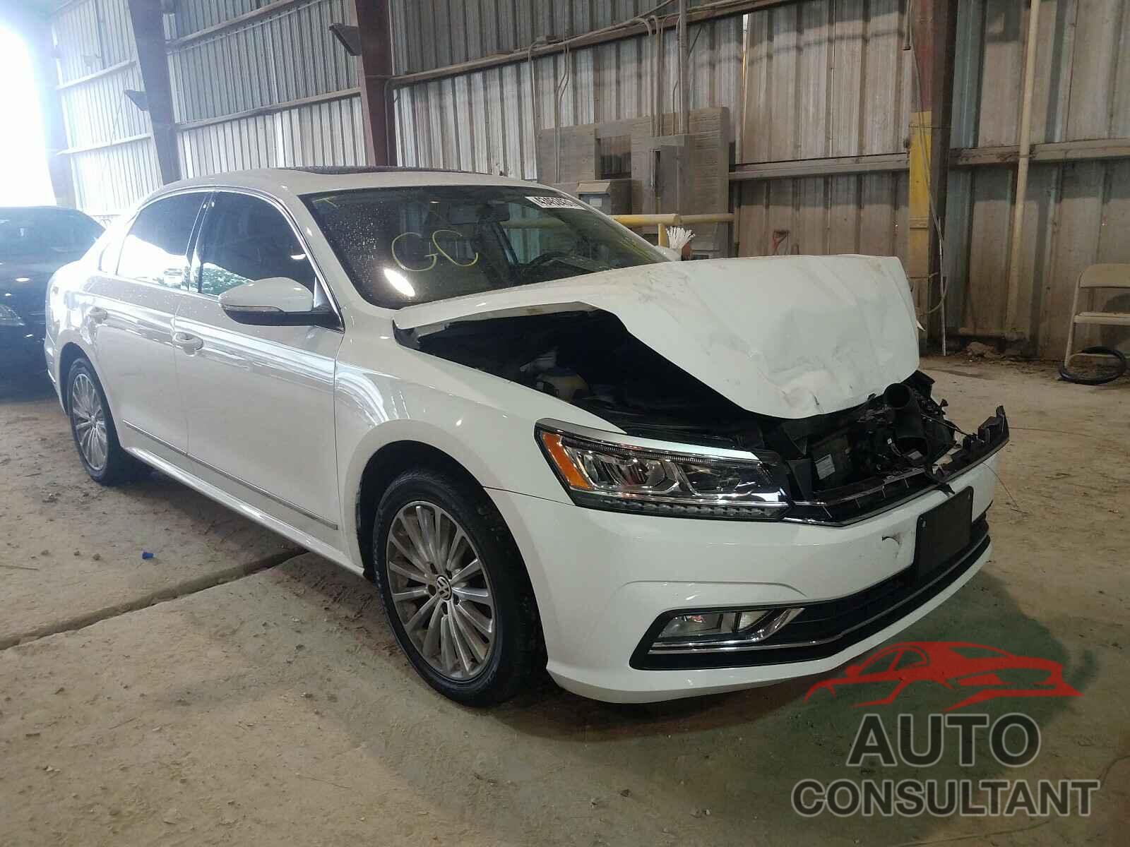 VOLKSWAGEN PASSAT 2016 - 1VWBS7A33GC020365