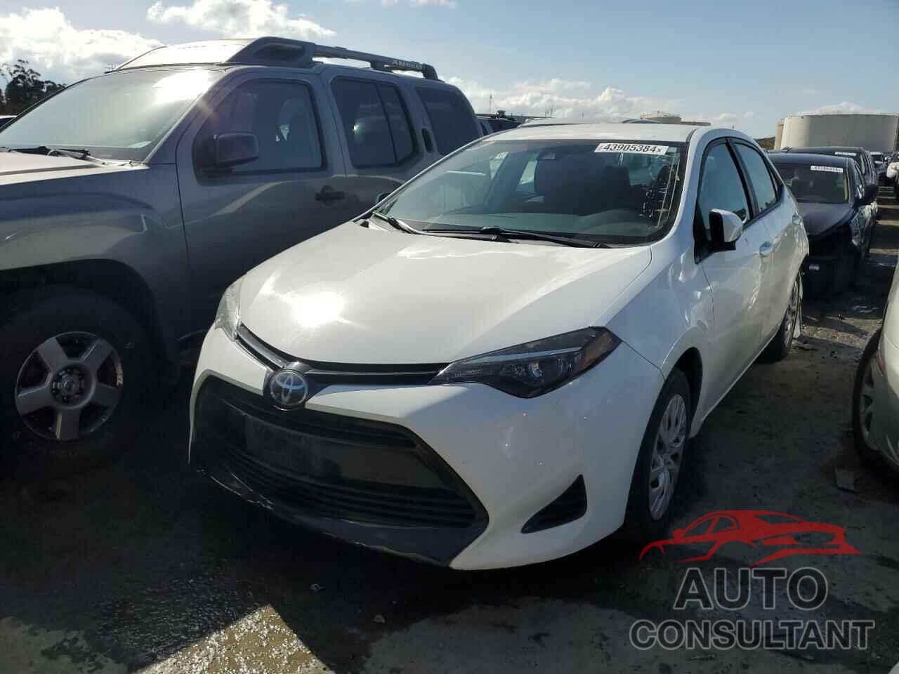TOYOTA COROLLA 2018 - 5YFBURHE8JP758483