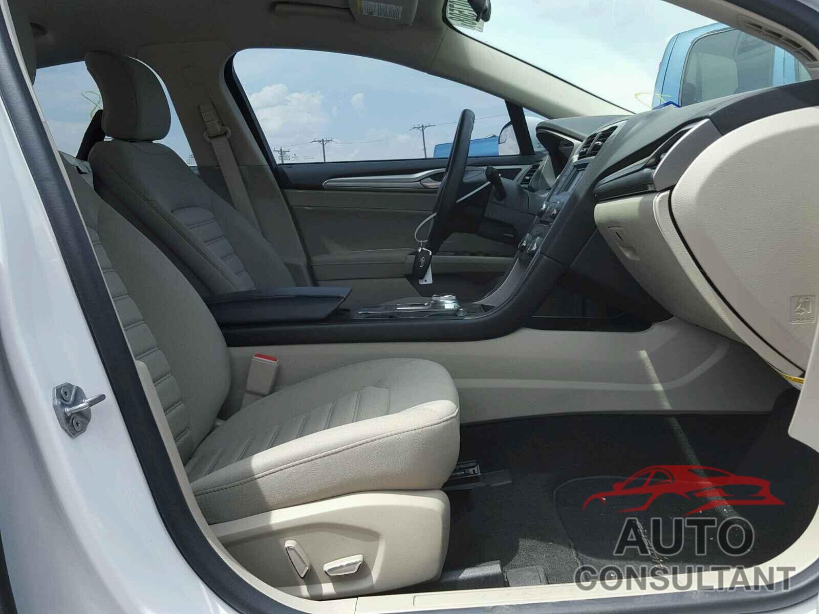 FORD FUSION 2018 - 3FA6P0H77JR227099