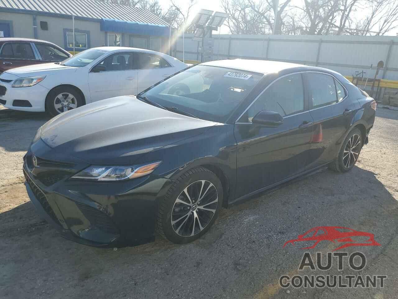 TOYOTA CAMRY 2018 - JTNB11HK8J3033762