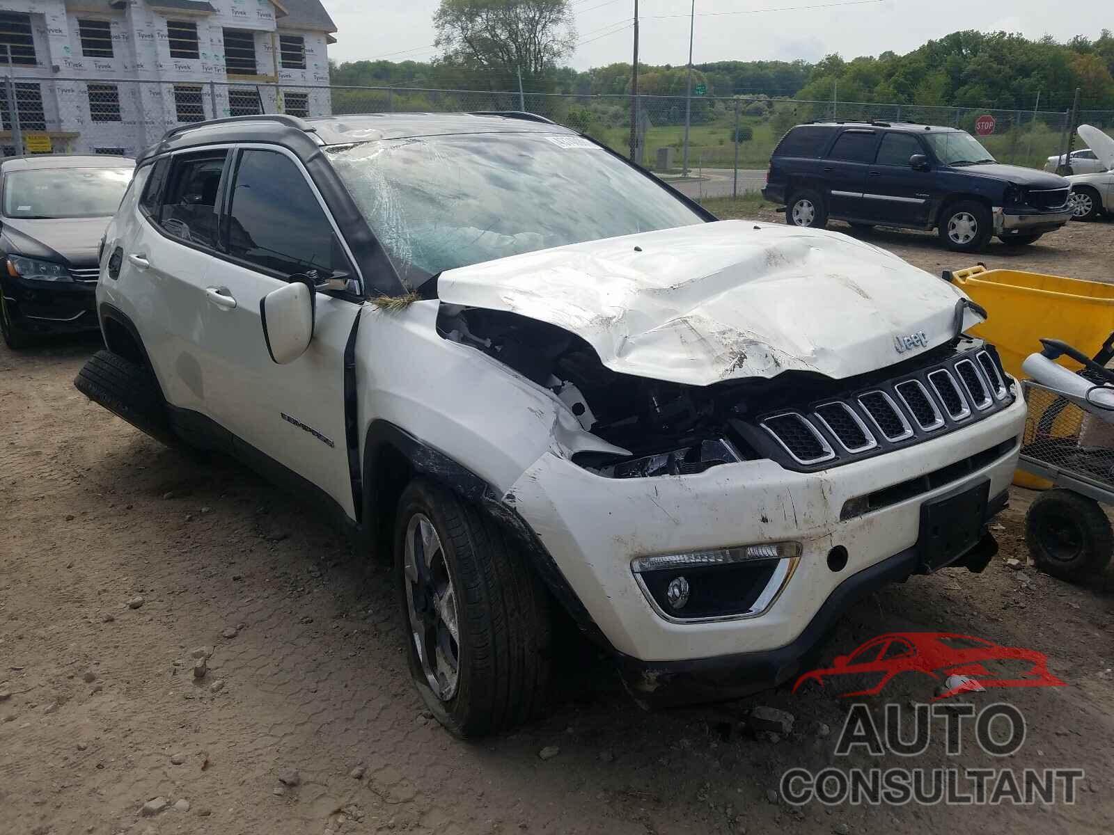 JEEP COMPASS 2018 - 3C4NJDCB1JT250102