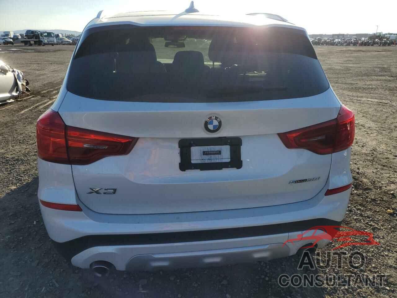 BMW X3 2019 - 5UXTR7C58KLE88412