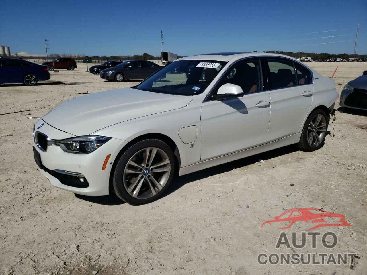 BMW 3 SERIES 2017 - WBA8E1C56HK895069