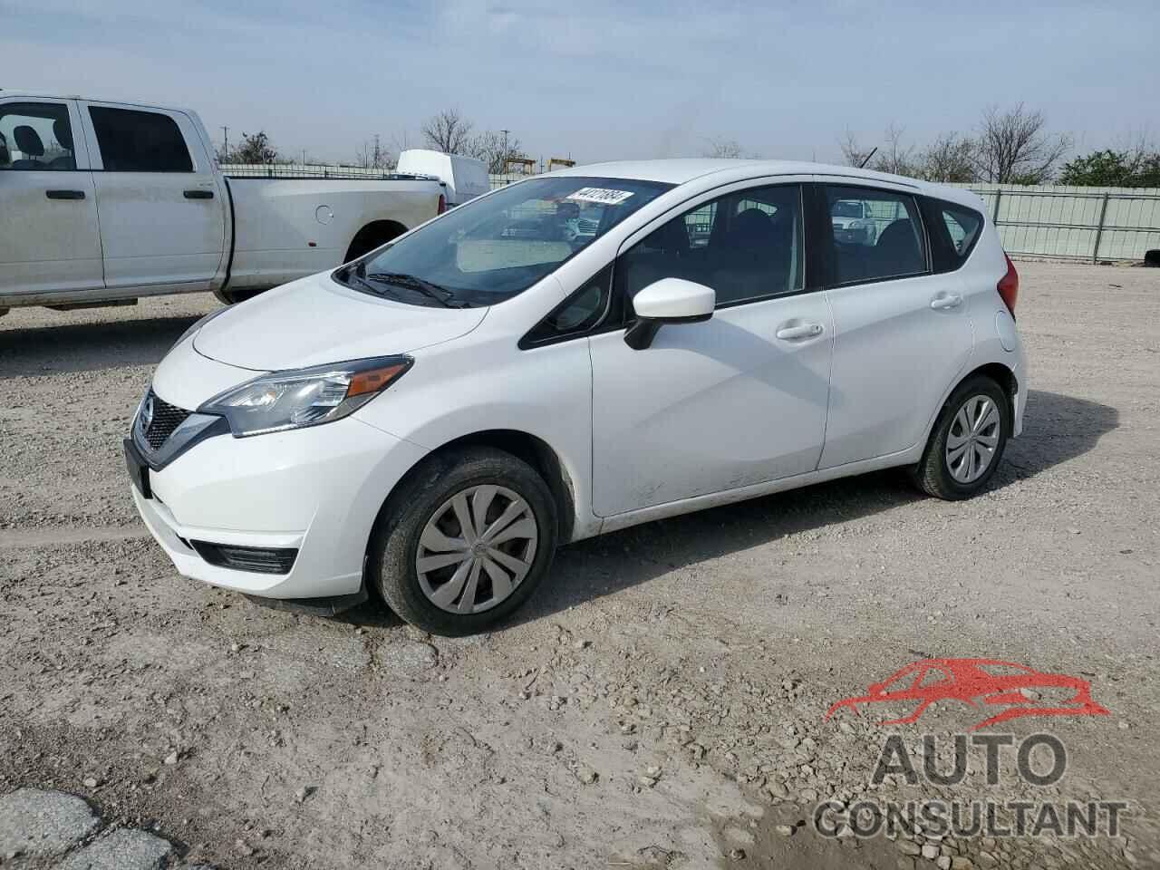 NISSAN VERSA 2018 - 3N1CE2CP9JL356960