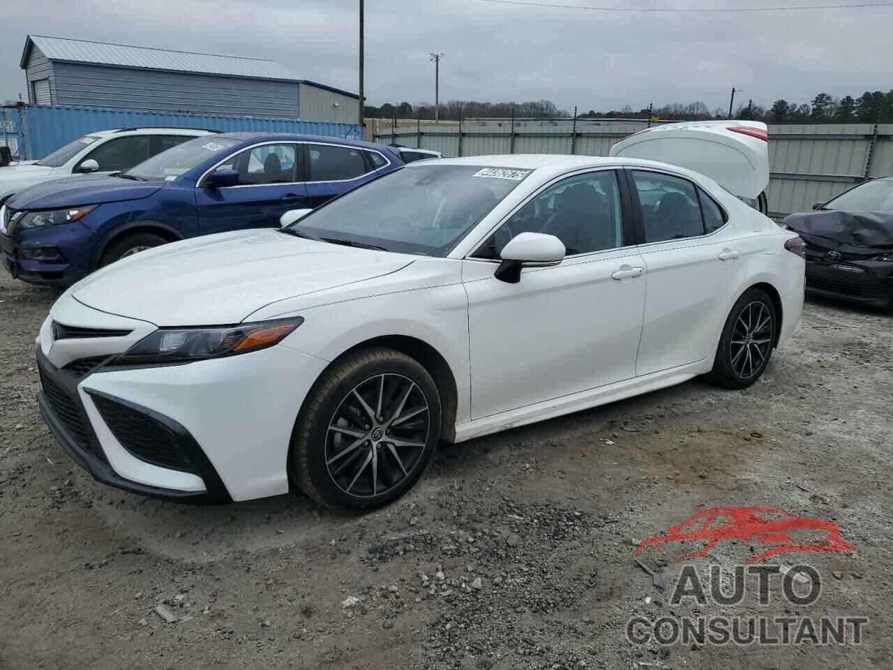 TOYOTA CAMRY 2023 - 4T1G11AK2PU784231